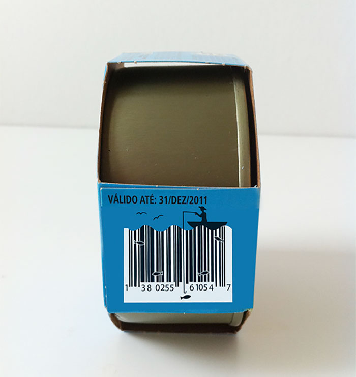 Штрих-код на упаковке консервов